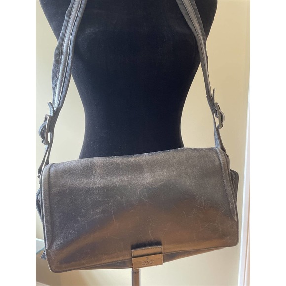 Gucci Handbags - Gucci vintage black leather Shoulder Handbag inside zip pocket 0013347002058